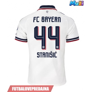 Lacne Muži Futbalové dres Bayern Munich Josip Stanisic #44 2026-27 Krátky Rukáv - Preč